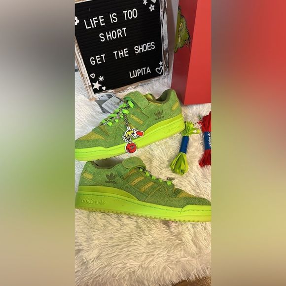 Adidas the Grinch low forum 8M/9W